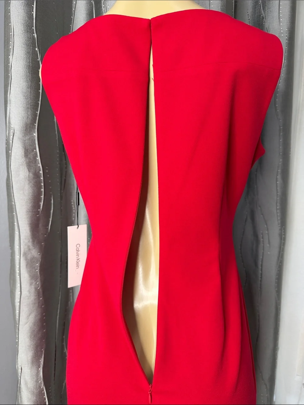 Calvin Klein Women’s Sz 8 Red Sleeveless Sheath Dress